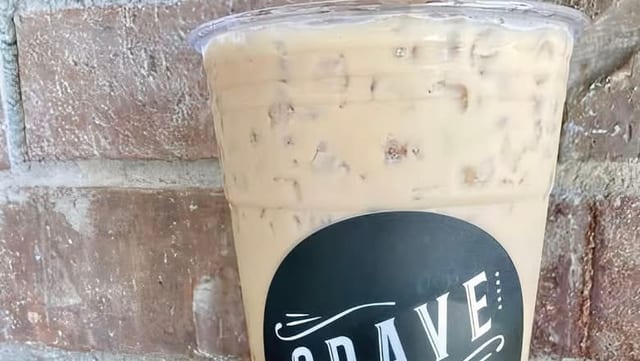 Raspberry White Mocha (Iced).
